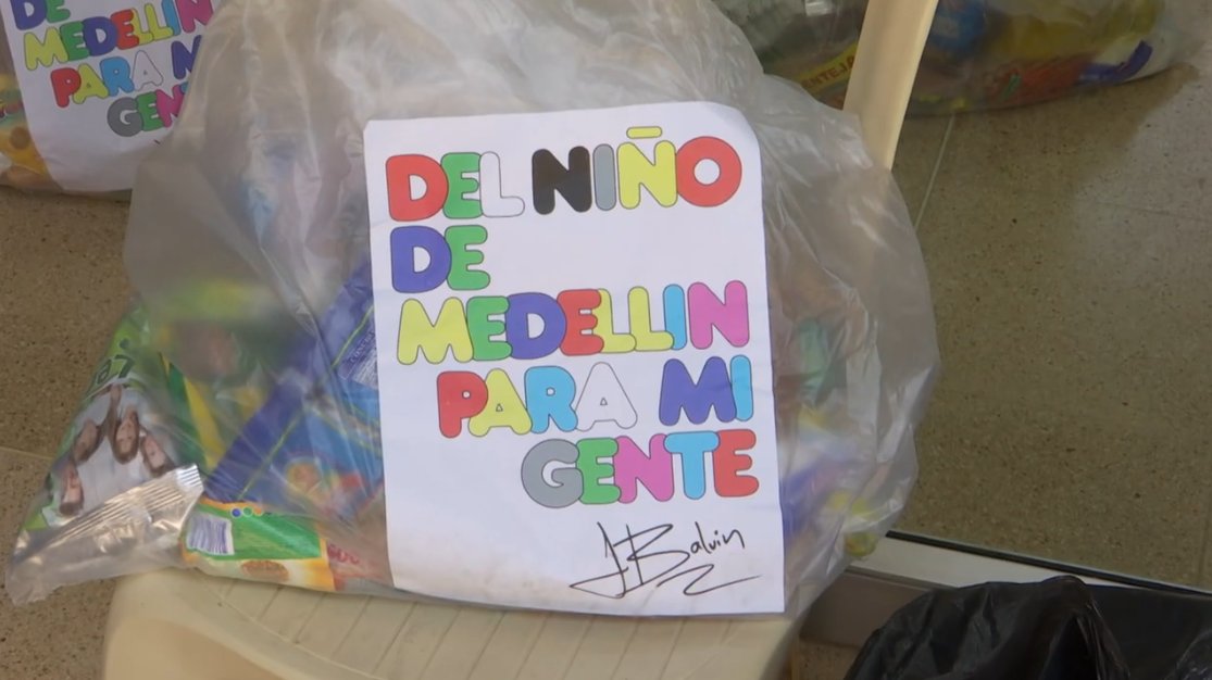 Alcaldía de Medellín entregó 540 paquetes alimentarios en La Floresta