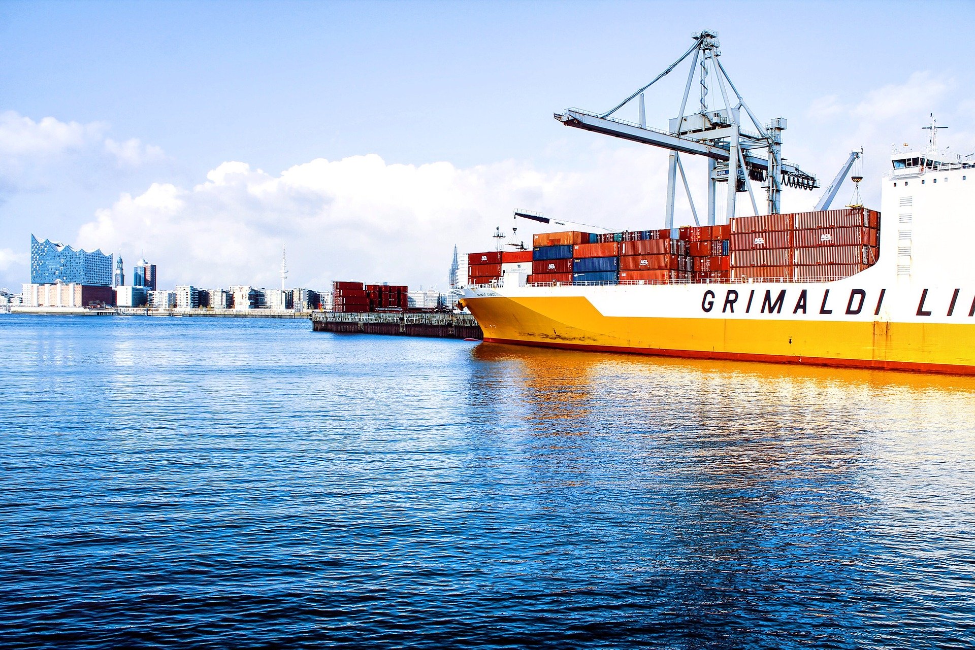 Por puertos empresas exportadoras en Antioquia ahorrarían $300 mil por viaje