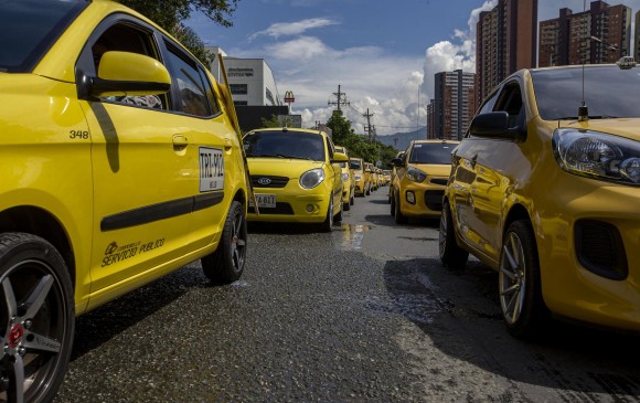 Pico y placa para taxis rige hasta el 12 de mayo en el municipio de Bello