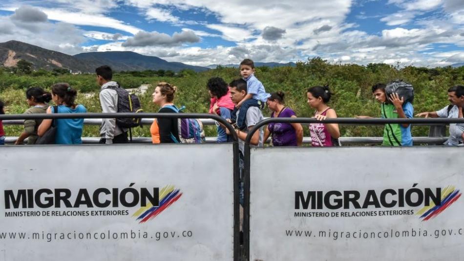 Según Migración, 1.800 venezolanos retornan cada día a Colombia