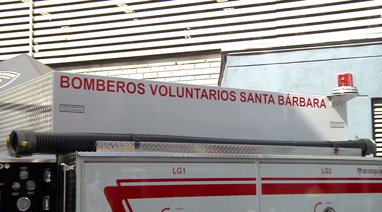 El Ministerio del Interior entregó dos carros cisterna en Santa Bárbara