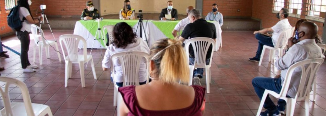 Con pedagogía, Alcaldía de Medellín interviene la Comuna 7