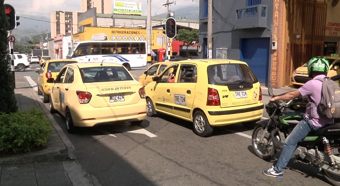 Esta es la rotación de pico y placa para taxis en Medellín