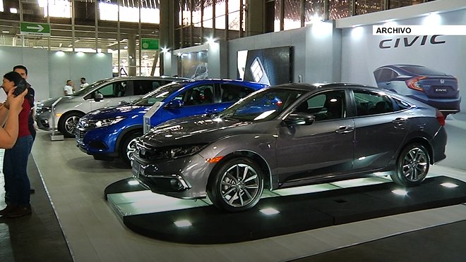 En agosto se presentó una disminución del 38 % en la compra de carros nuevos