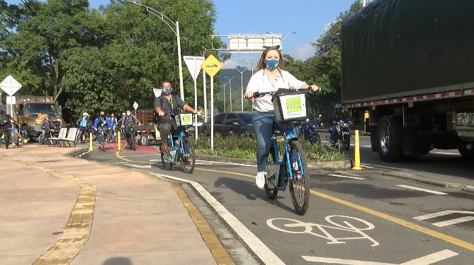 Inaugurado nuevo tramo de ciclorruta en Medellín