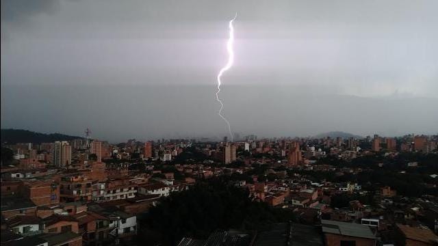 Según el Ideam continuarán las lluvias en Medellín
