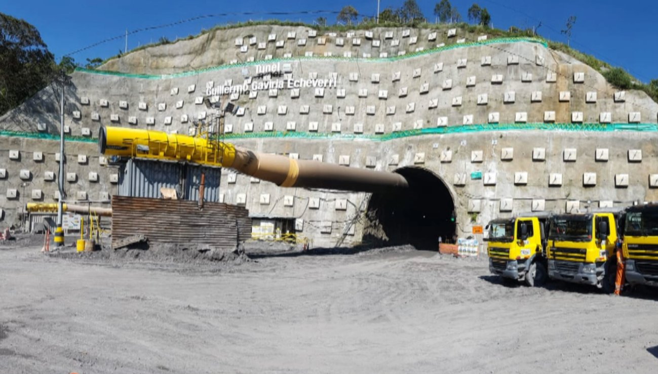 Gobierno adjudica nuevas obras del Túnel del Toyo