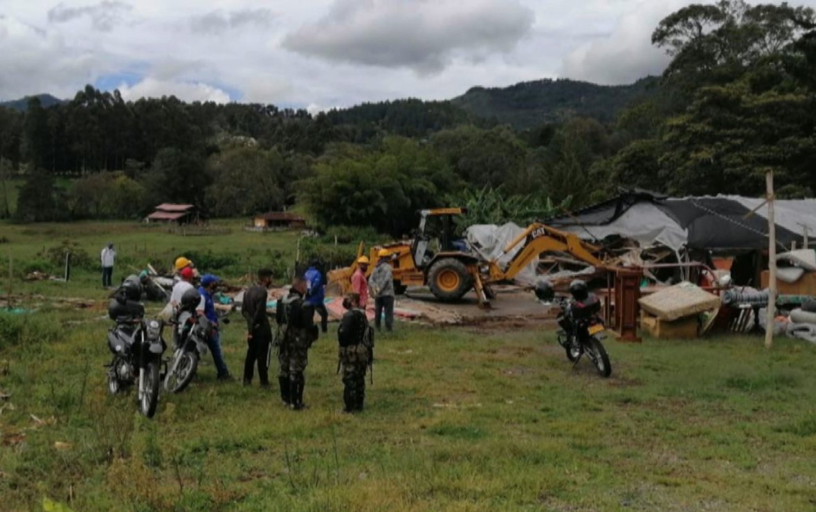 9 cambuches ilegales fueron levantados por las autoridades en Rionegro