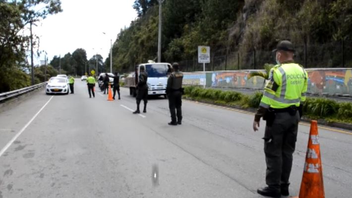Con 100 puestos de control Policía vigilará ejes viales de Antioquia