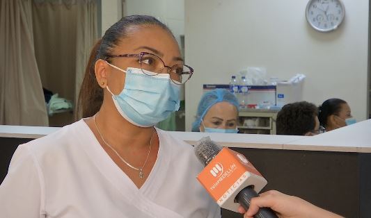 Enfermera de Itagüí vence el miedo a aplicarse la vacuna contra el covid-19