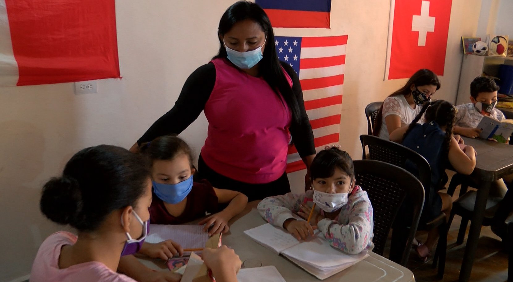 Primera biblioteca comunitaria en La Pradera, Comuna 13