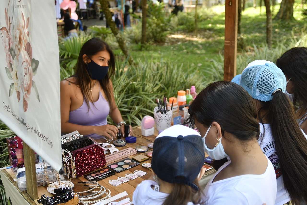 Emprendedoras de Medellín recibieron apoyo de ONU Mujeres