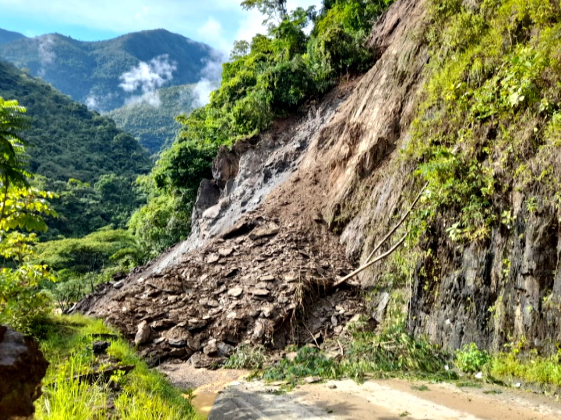 Derrumbe deja incomunicado, por vía terrestre, al municipio de Ituango