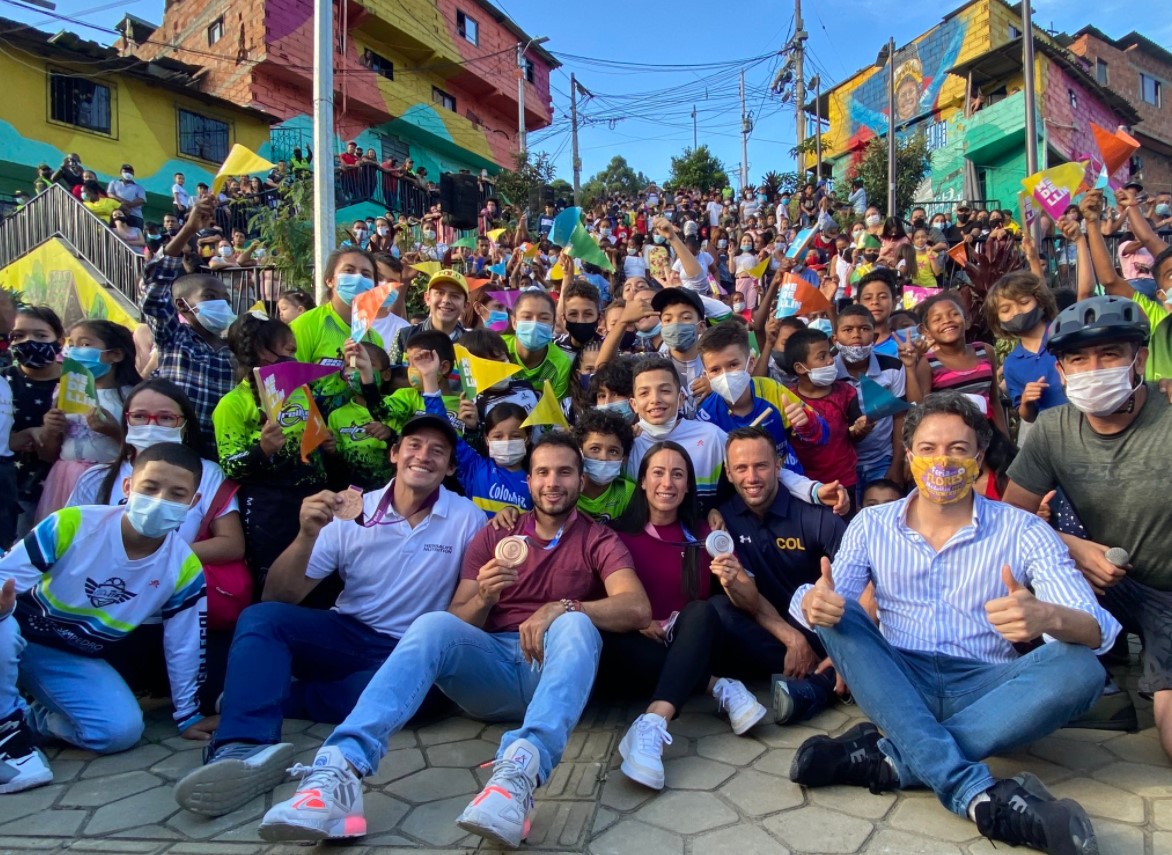 Mariana Pajón y Carlos Ramírez fueron homenajeados en Medellín