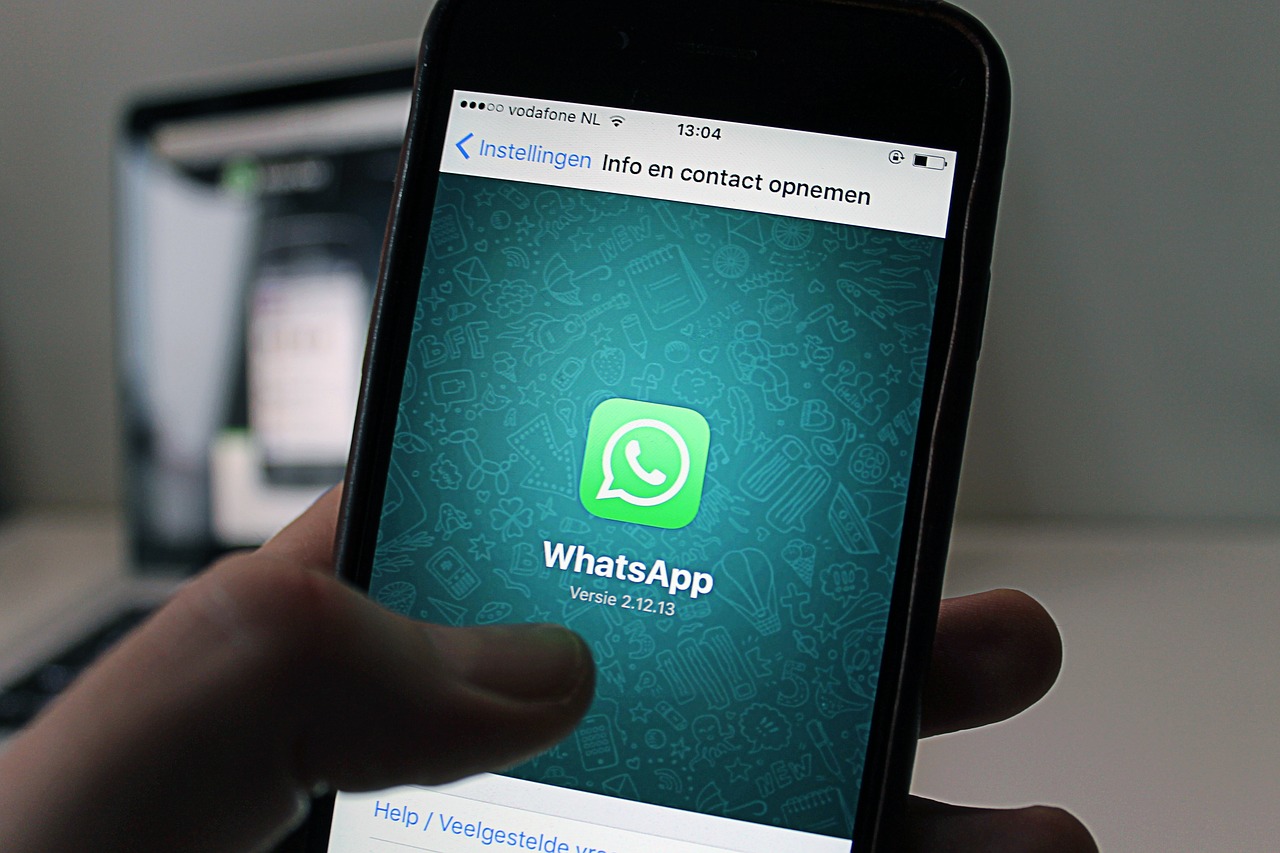 ¿Cómo se pueden enviar fotos que se ‘autodestruyen’ en WhatsApp?
