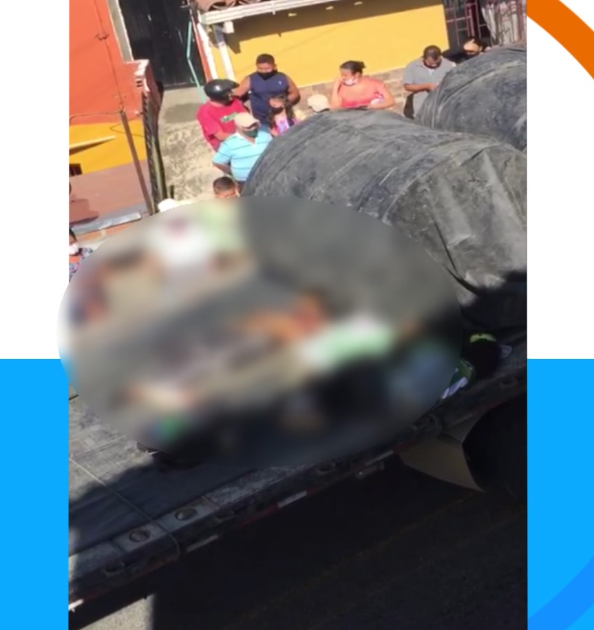 (Video) Dos jóvenes fallecieron mientras viajaban como polizones en camión