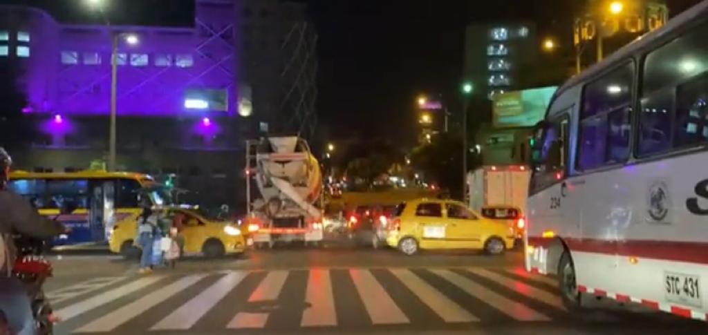 (Video) Imprudencia al volante en pleno centro de Medellín