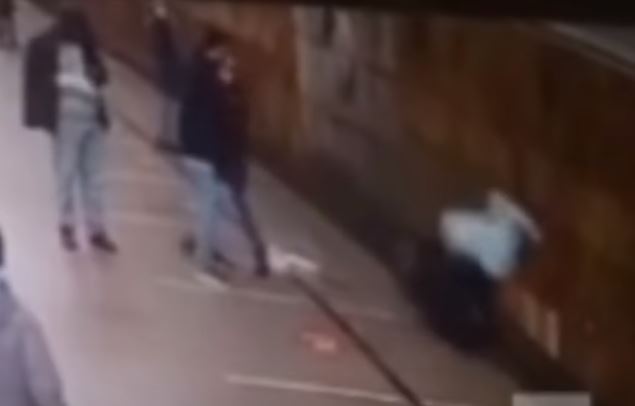 (Video) Hombre murió al salvarle la vida a una persona en el metro