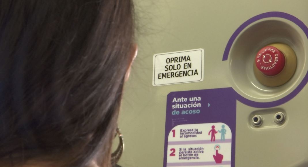¿Para qué sirve el botón rojo del Metro de Medellín?