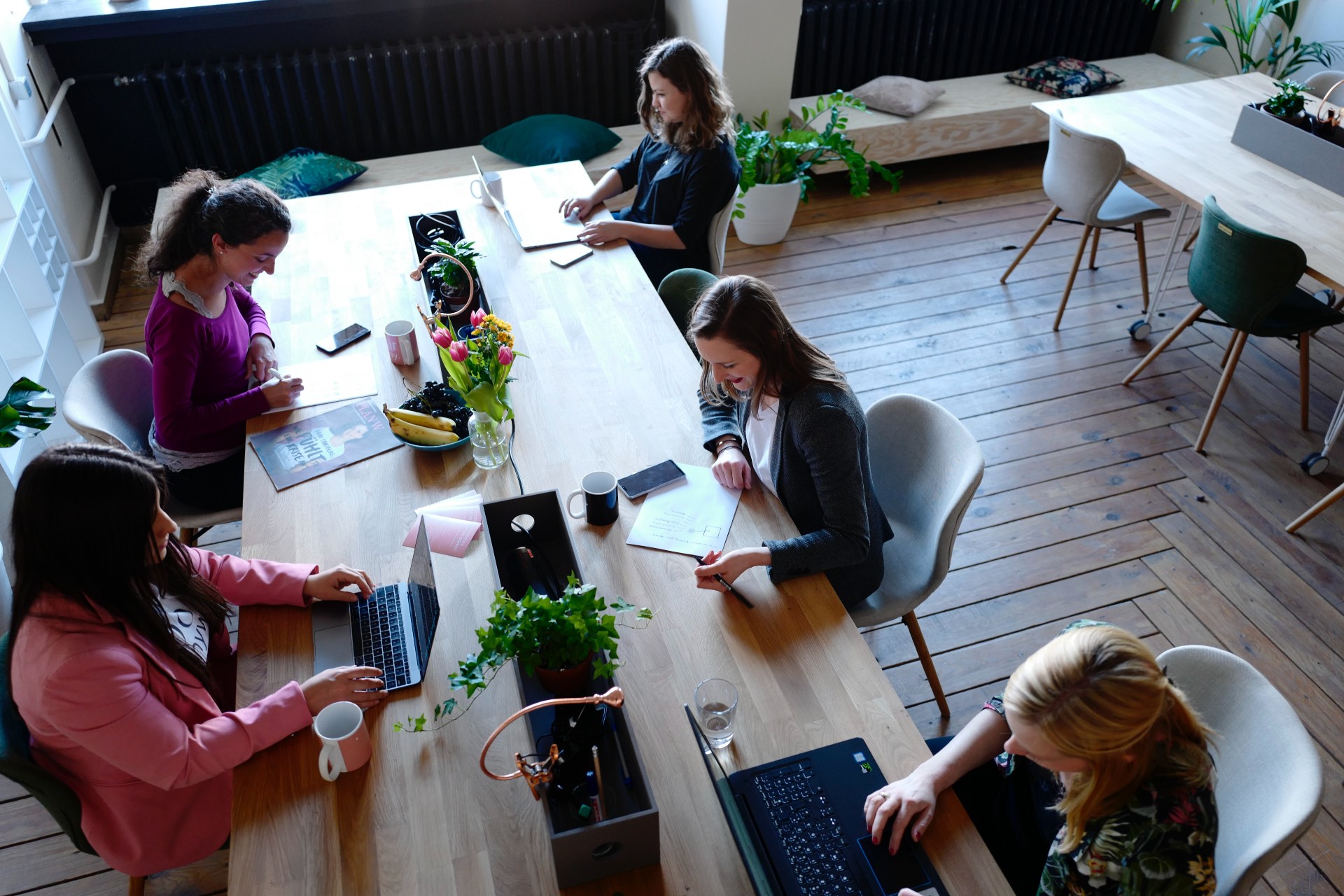 Mujeres en juntas directivas solo es del 18.6 %, piden que suba al 30 %