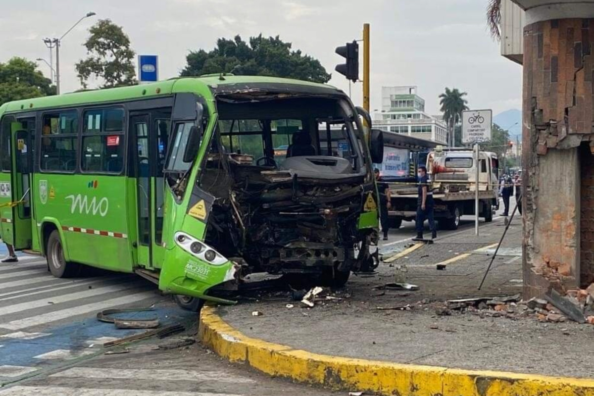 Jorge Muñoz, conductor del bus MÍO, está en buenas condiciones generales