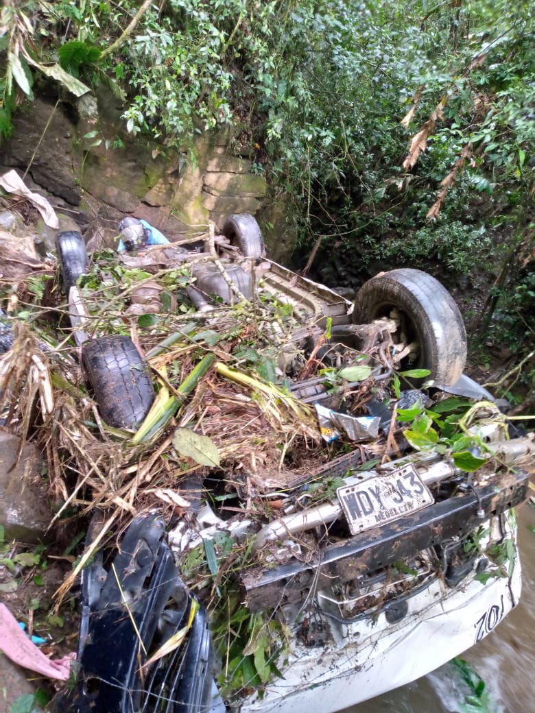 3 muertos y 14 heridos por accidente de bus en Chocó