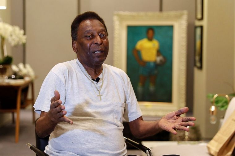 El rey Pelé fue dado de alta