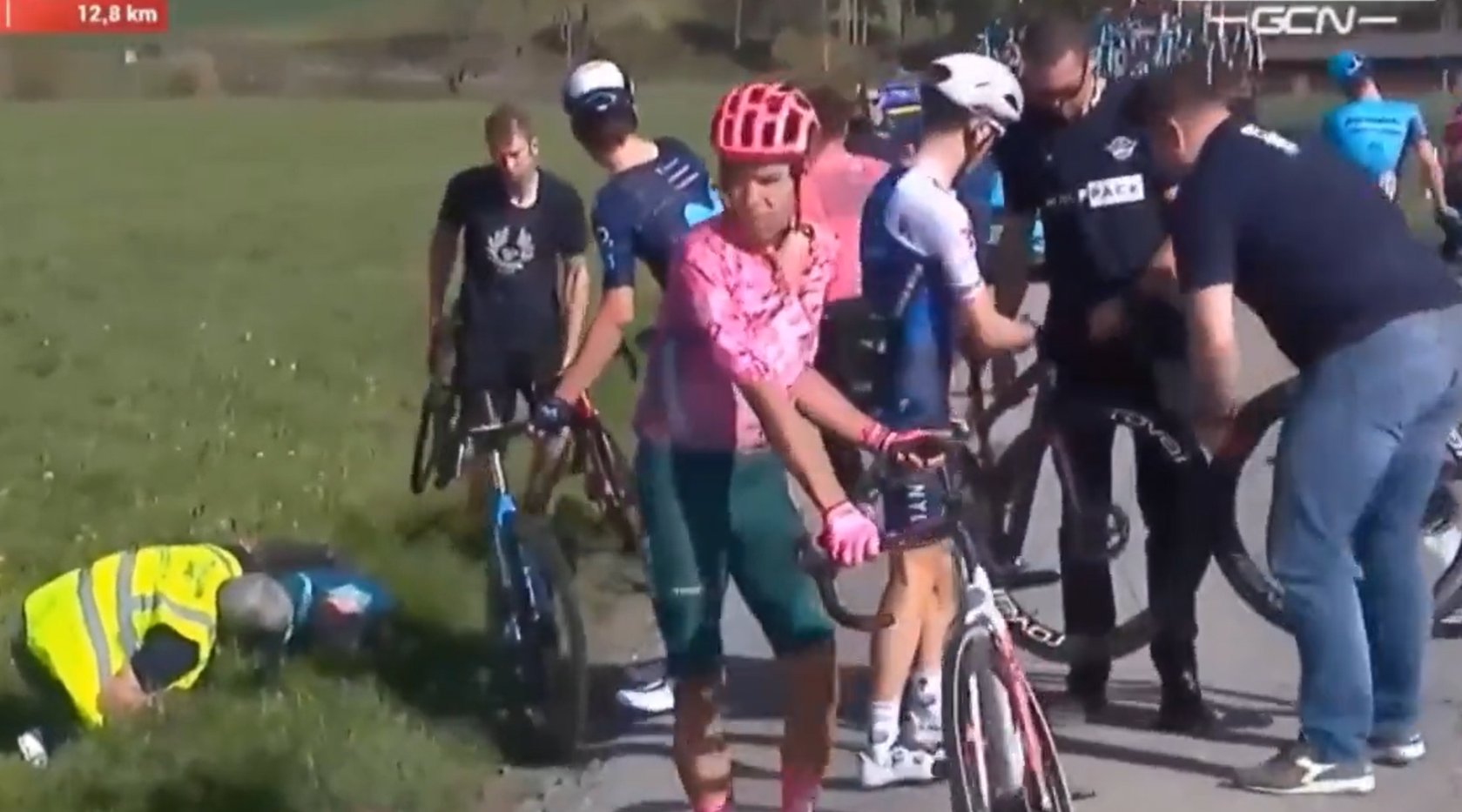 Rigoberto Urán se retira del Tour de Romandía