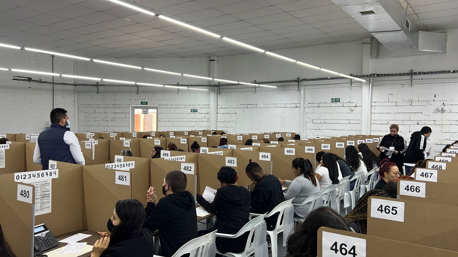 ¿Cómo serían las elecciones en Colombia sin encuestas electorales?