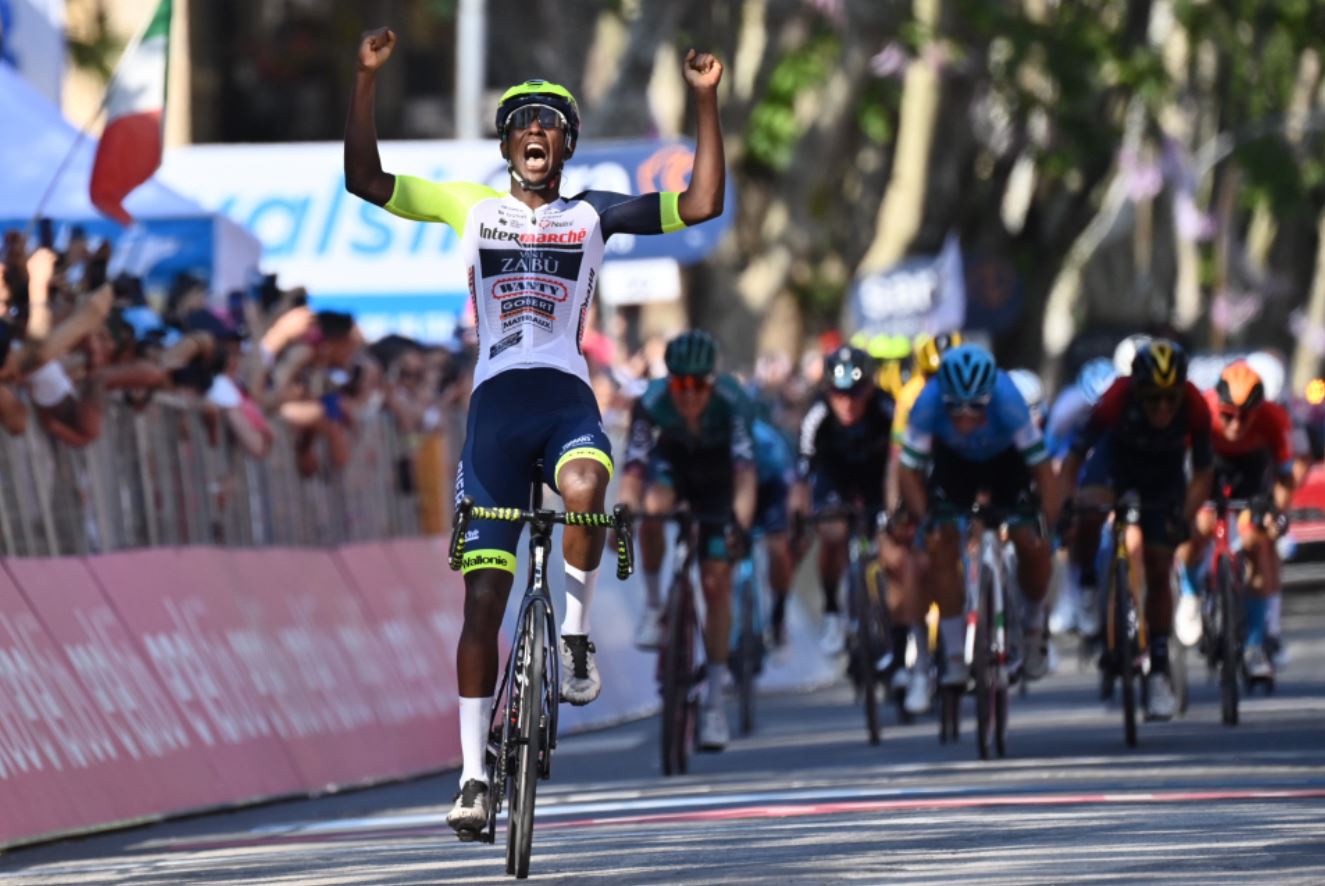 El eritreo Biniam Girmay ganó la décima etapa del Giro de Italia