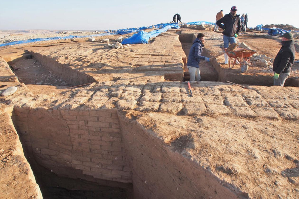 Sequía en embalse de Irak deja ver imponente ciudad de hace 3.400 años