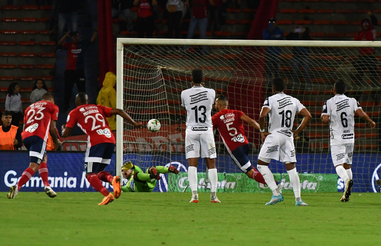 DIM Venció 2-1 A Envigado Y Es Líder Del Cuadrangular B