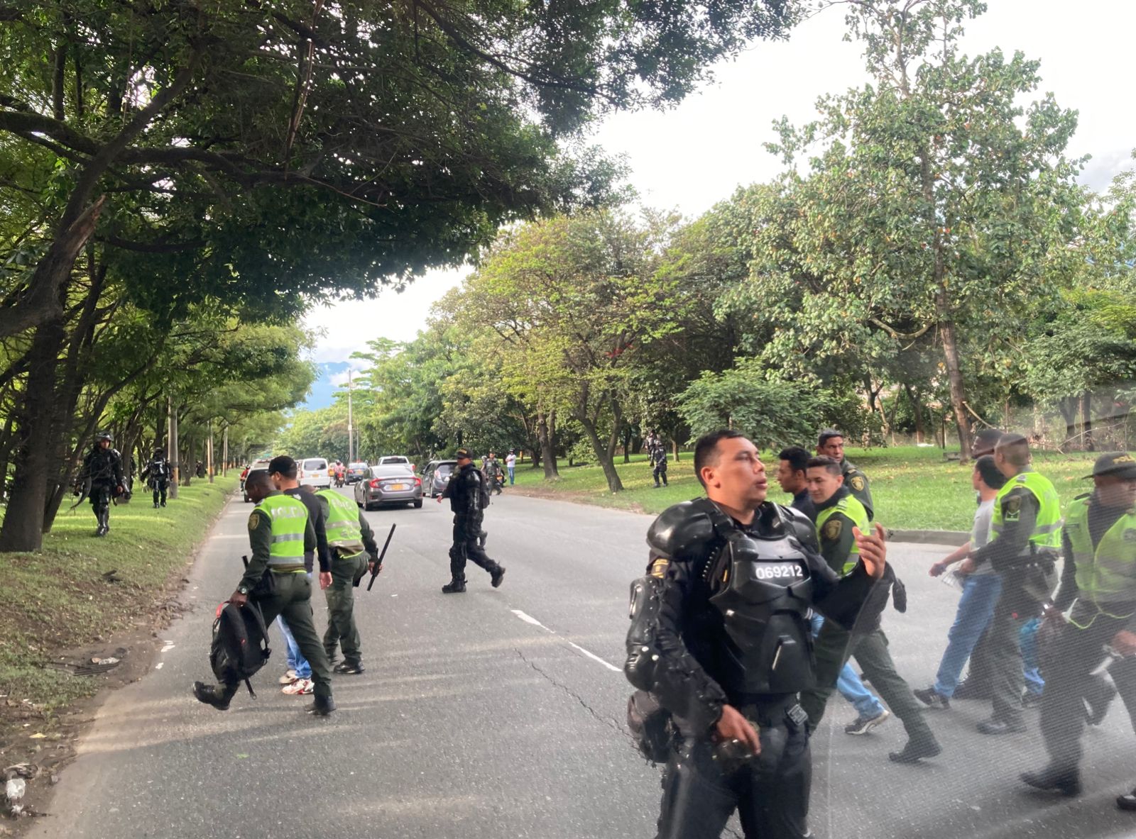 Un estudiante lesionado dejaron los disturbios del jueves en la U de A.