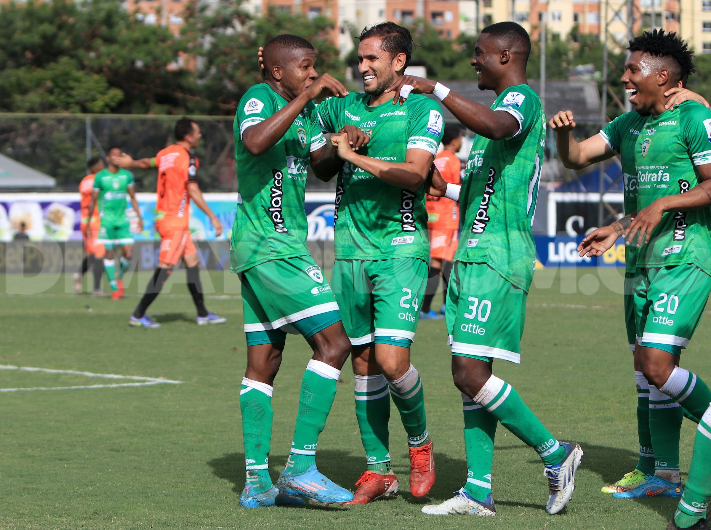 La Equidad goleó a Envigado y llega vivo a la última fecha de los cuadrangulares