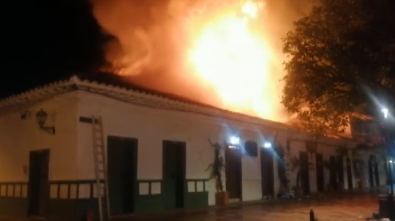 Al menos tres casas afectadas por incendio en Santa Fe de Antioquia