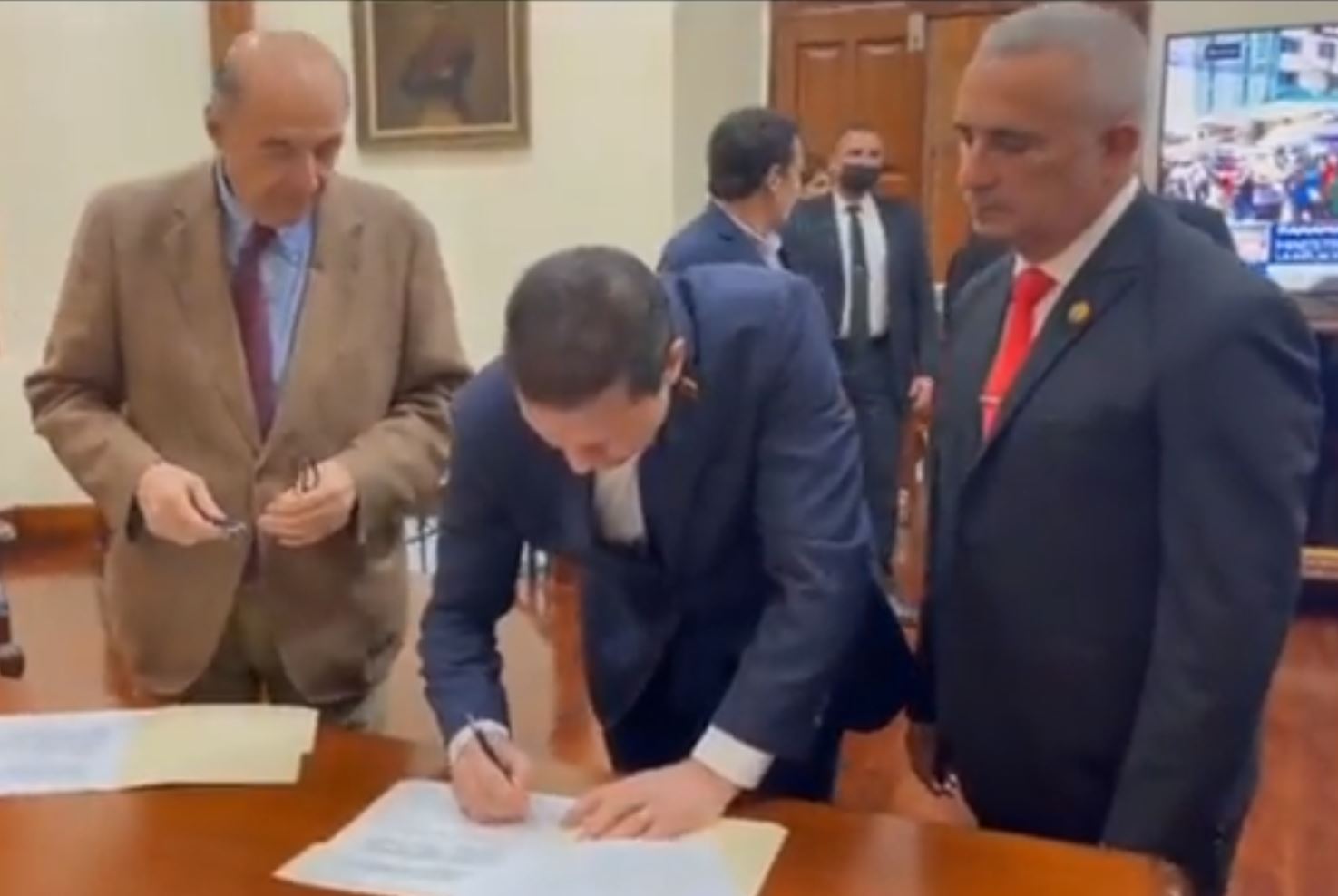 Colombia restablecerá relaciones diplomáticas con Venezuela el 7 de agosto