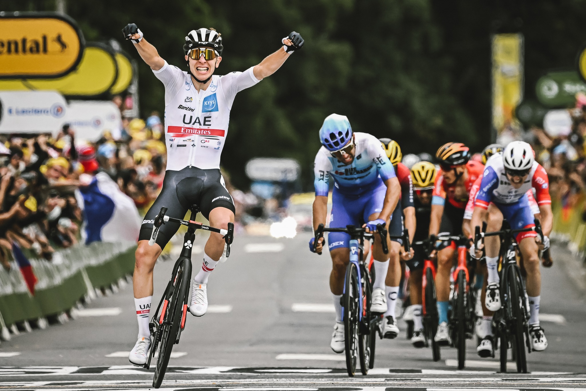 Nairo Quintana fue quinto en la sexta etapa del Tour que ganó Tadej Pogacar