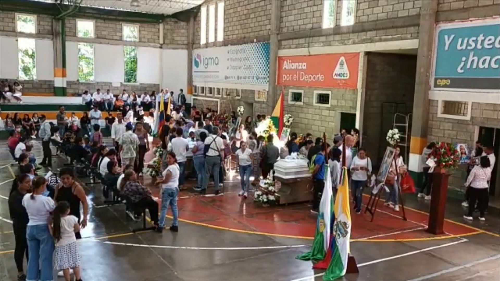 Comunidad de Andes se prepara para el sepelio colectivo de los tres pequeños fallecidos en Tapartó