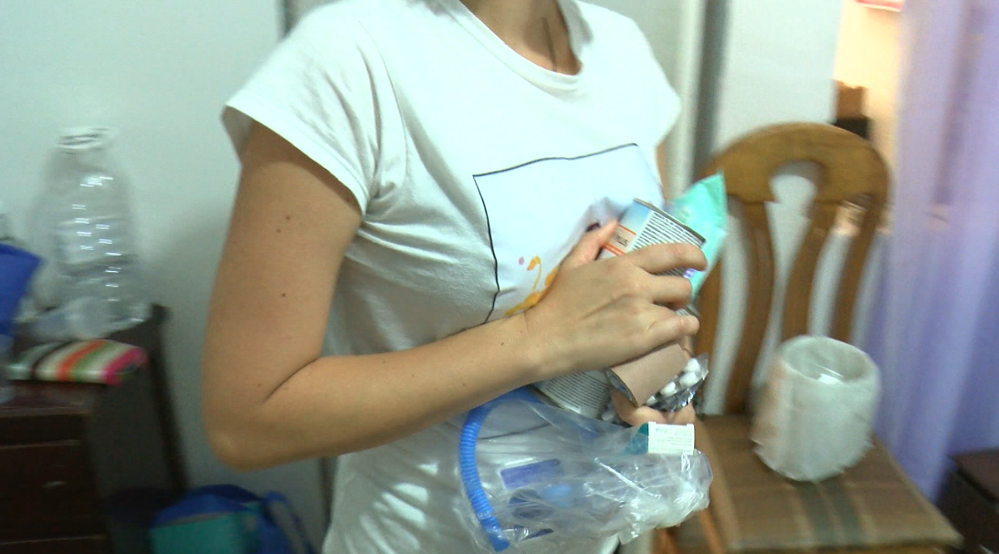 Mujer y su madre, paciente terminal de cáncer, debieron abandonar su casa en San Antonio de Prado