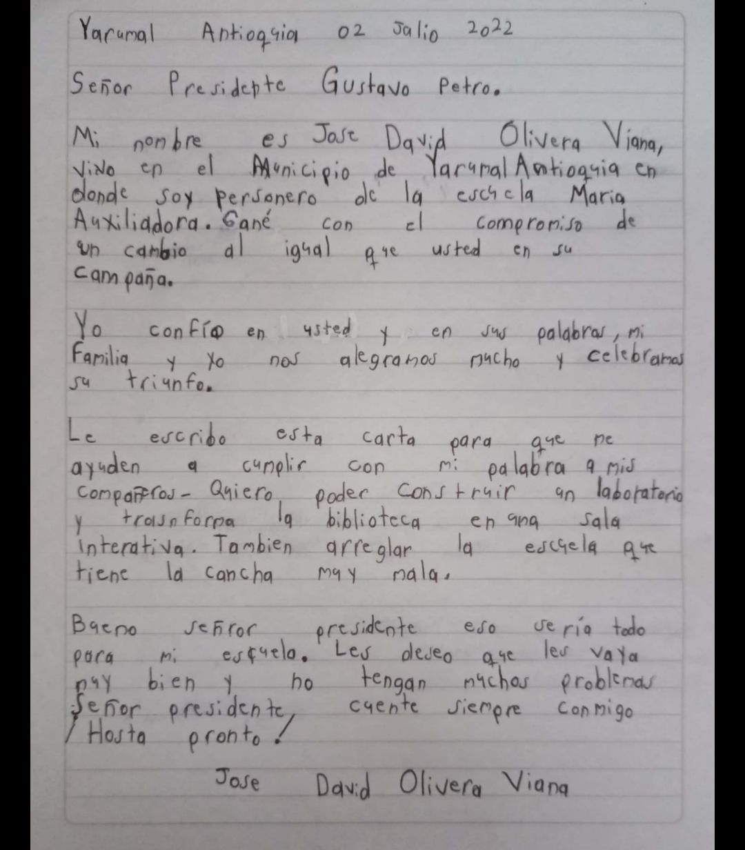 Niño de 10 años escribe carta a Petro para que repare su colegio