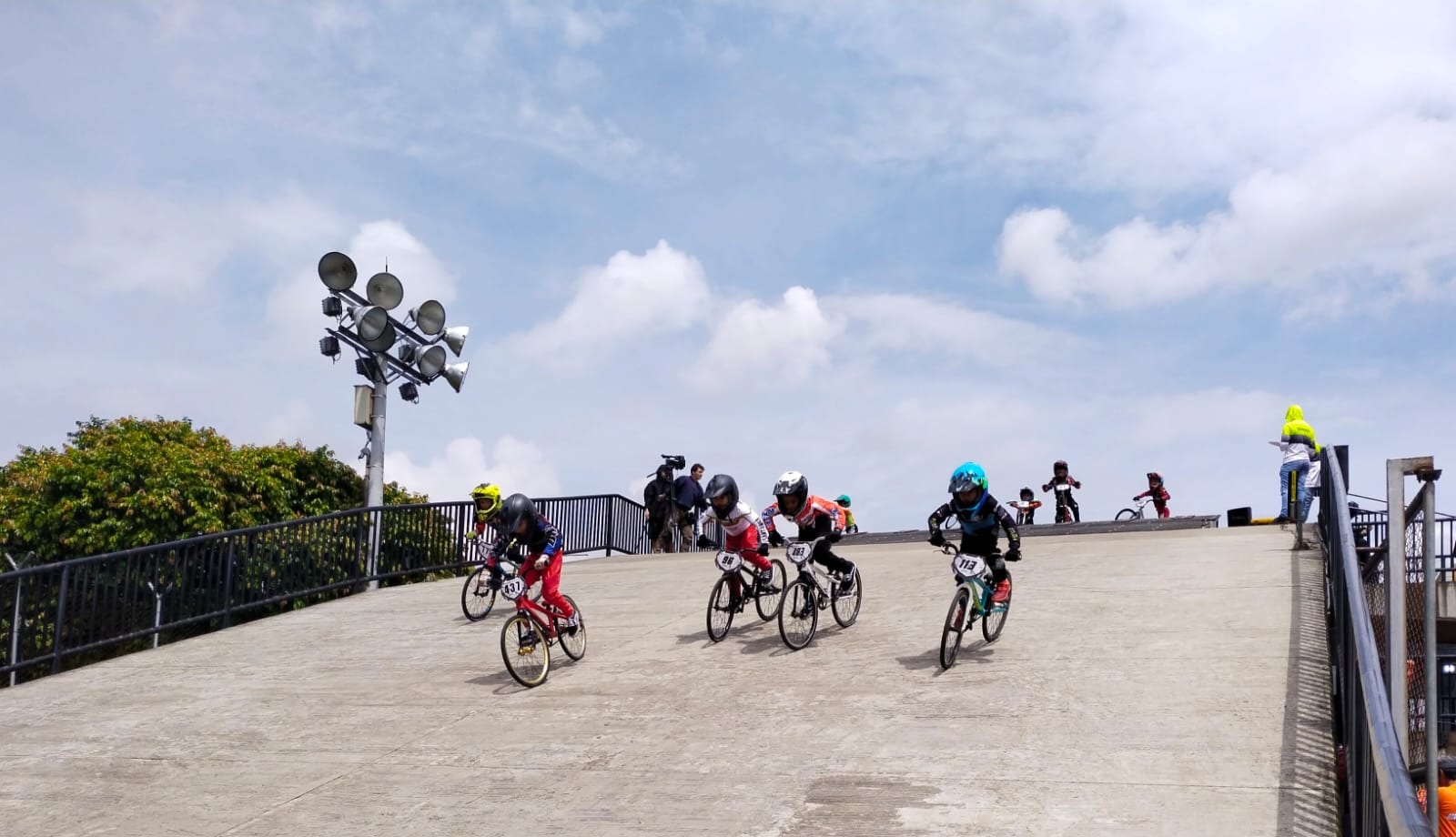 Se realiza la Copa BMX Ciudad de Medellín en la pista Antonio Roldán
