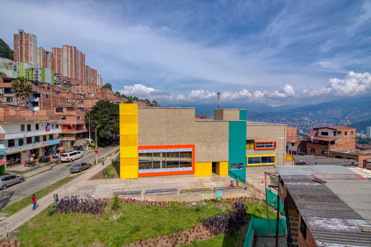 Continúan abiertas las matrículas escolares en Medellín
