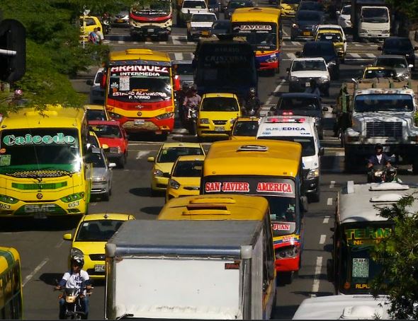 Para el Valle de Aburrá no se ha decidido pico y placa día de por medio