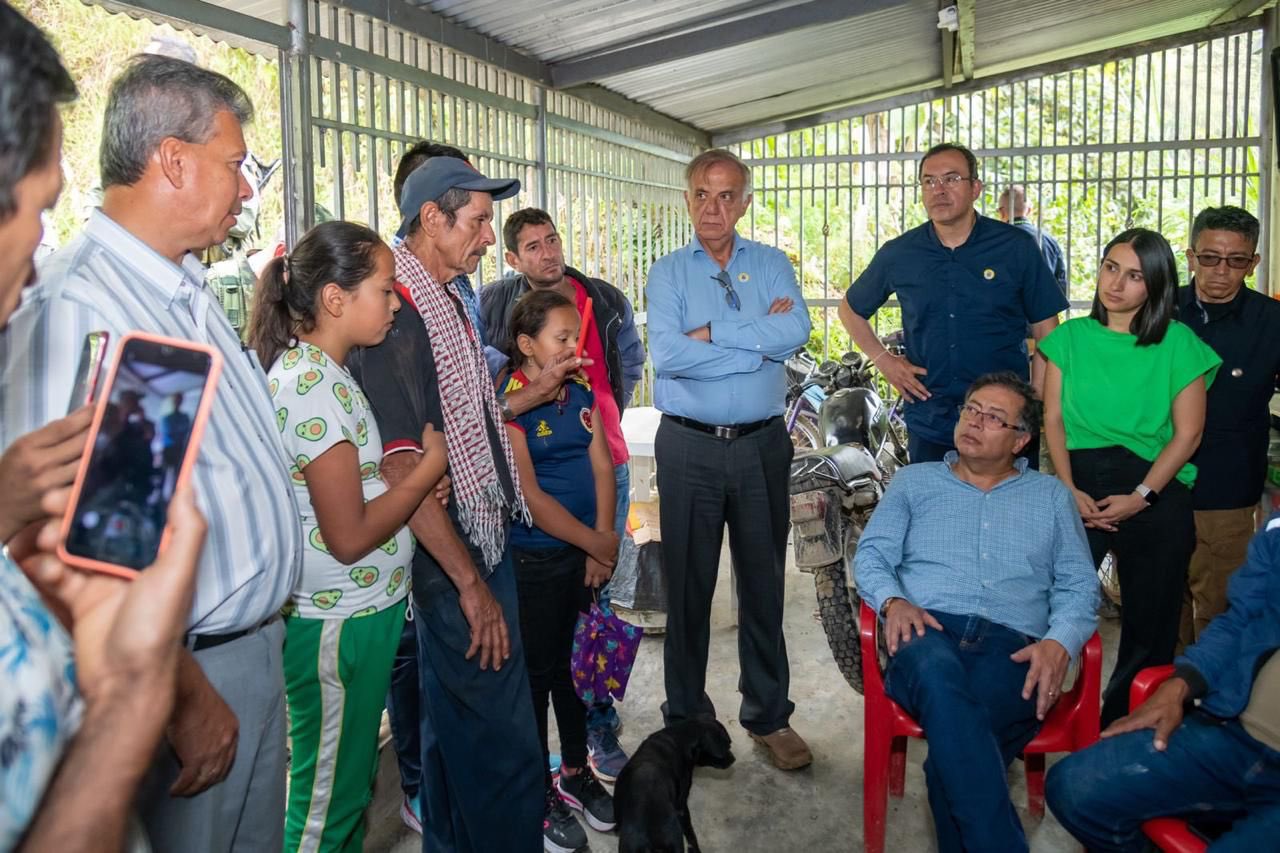 Presidente Petro visita San Luis, corregimiento donde asesinaron a los 7 policías