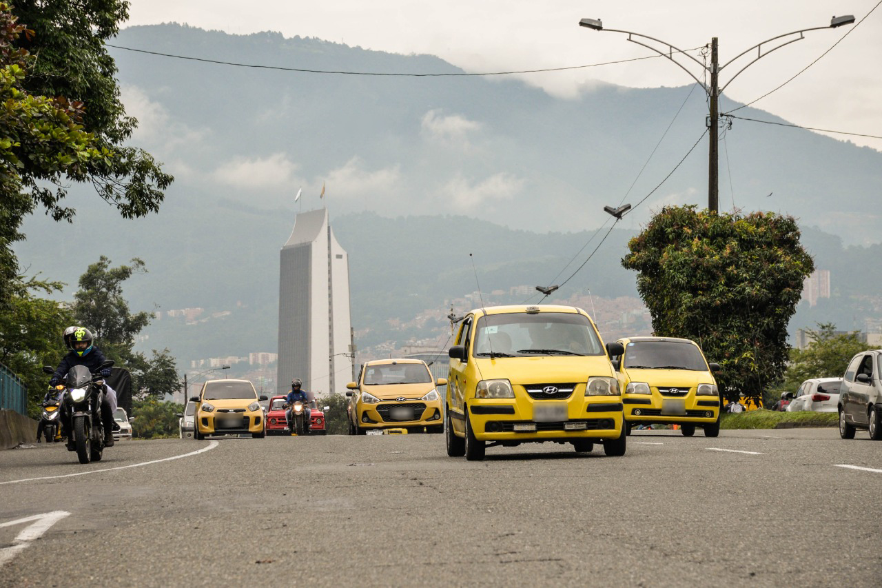 Pico y placa: viernes, 2 de diciembre de 2022 en Medellín y el Valle de Aburrá