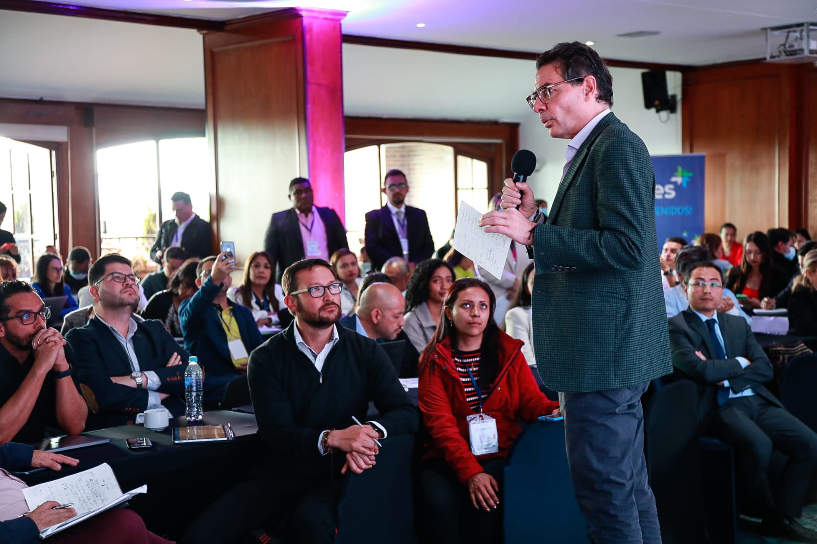 Alejandro Gaviria hace llamado a sector educación para enfrentar la crisis 