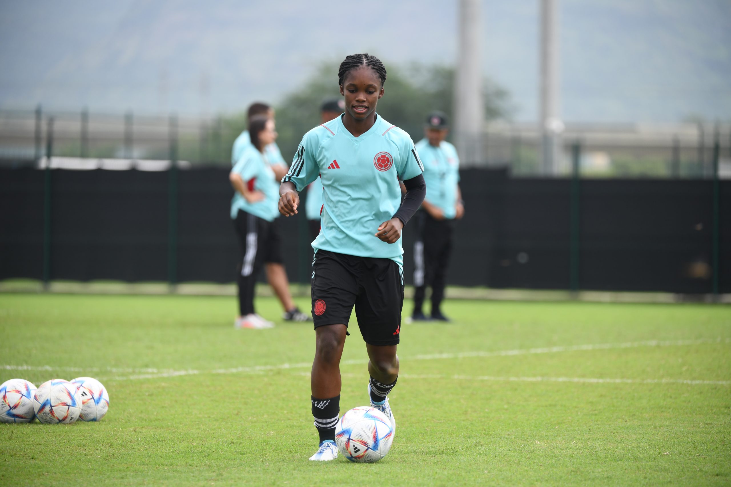 Linda Caicedo, entre las mejores futbolistas del mundo