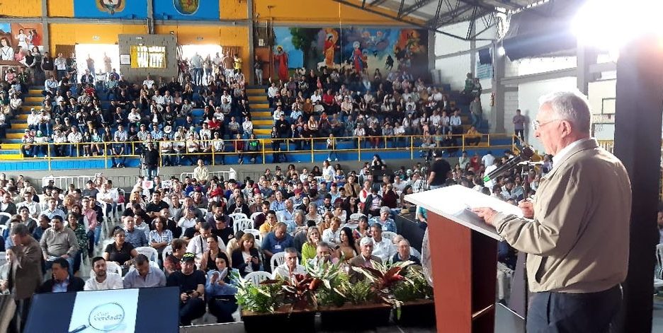 Uribismo se reunió en Medellín pensando en el 2023