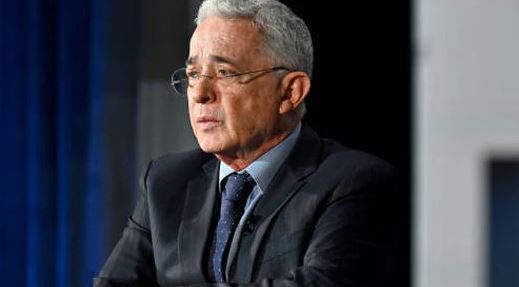 Audiencia de Álvaro Uribe por soborno a testigos y fraude procesal