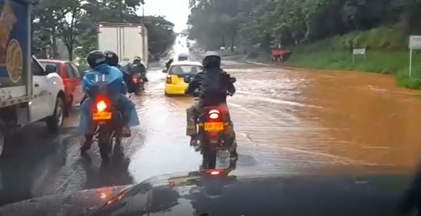 [Videos] Así se registraron las emergencias por lluvias en el Valle de Aburrá